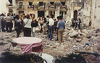 Carlos Garaicoa , ( Cuba), Cuban Garden, 1997, installazione - performance